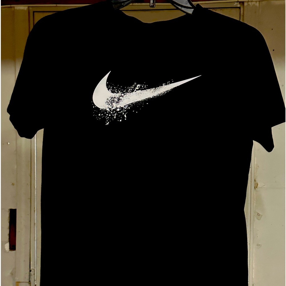 Smoke free home no stains Nike T-shirt for boys